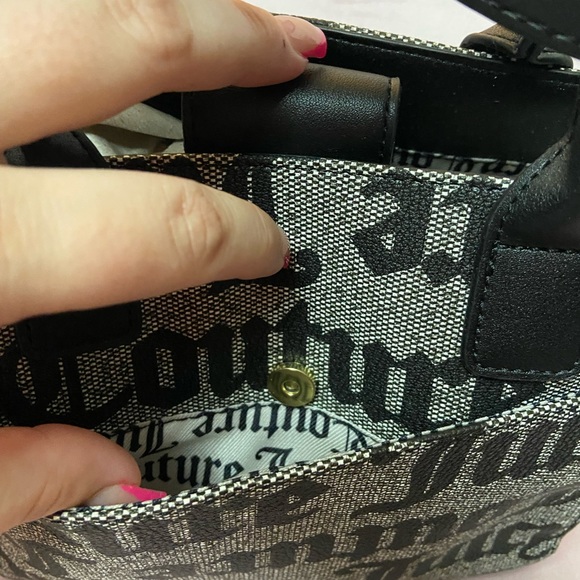 NWT Juicy Couture Bag. - Picture 3 of 6